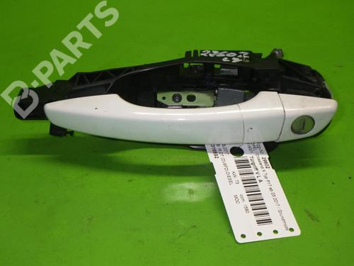 Used Front left exterior door handle OPEL CROSSLAND X / CROSSLAND (P17, P2QO) 1.6 Turbo D (75) (99 hp) 7803067