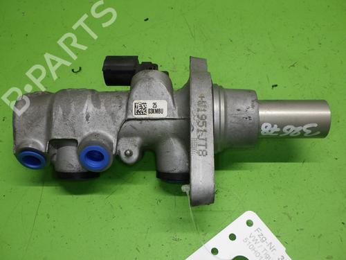 Used Brake master cylinder Brake master cylinder 37596516 37596516