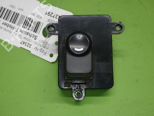 Used Right rear window switch HYUNDAI i30 (FD) 1.6 (126 hp) 30981320