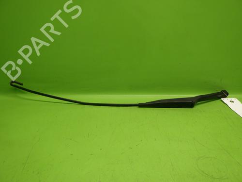 Used Front windshield wiper arm OPEL OMEGA B Estate (V94) 2.0 16V (F35, M35, P35) (136 hp) 28176398