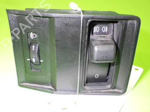 Used Switch BMW 5 (E34) 525 i 24V (192 hp) 6405000