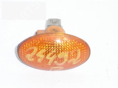 Used Right side indicator FORD MONDEO I (GBP) 1.6 i 16V (90 hp) 14705311
