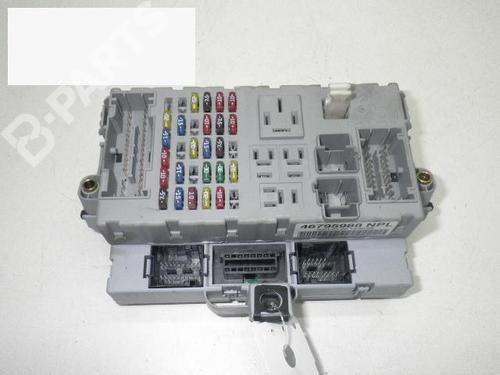 Used Fuse box FIAT PUNTO (188_) 1.2 60 (188.030, .050, .130, .150, .230, .250) (60 hp) 6352433