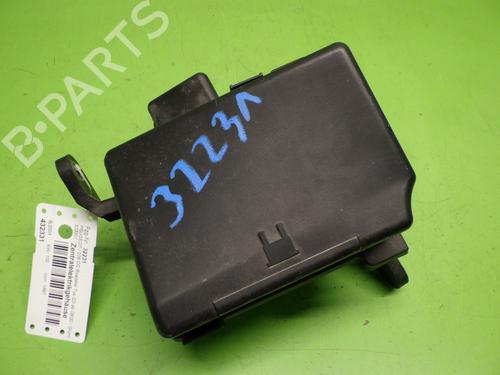 Sikringsdåse PEUGEOT 206 CC (2D) 2.0 S16 (136 hp) 28532701
