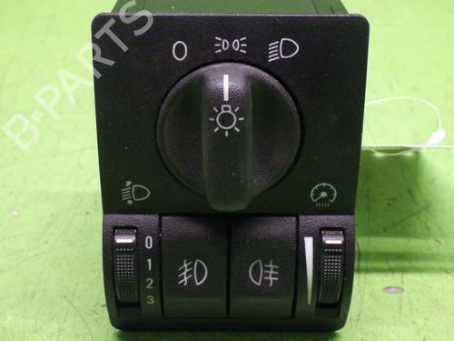 Used Headlight switch OPEL ZAFIRA A MPV (T98) 2.0 DTI 16V (F75) (101 hp) 29579406