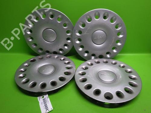 Used Front left wheel arch trim SEAT IBIZA II (6K1) 1.4 i (60 hp) 14723906