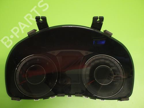 Used Instrument cluster HYUNDAI i40 I CW (VF) 1.7 CRDi (136 hp) 15076345