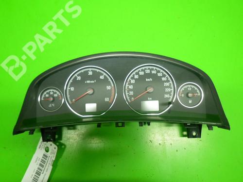 Cockpit OPEL SIGNUM Hatchback (Z03) 1.9 CDTI (F48) (150 hp) 6361722