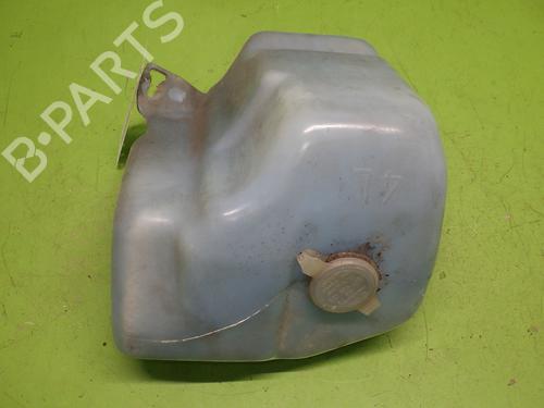 Used Windscreen washer tank VW GOLF II (19E, 1G1) 1.6 (70 hp) 27976076