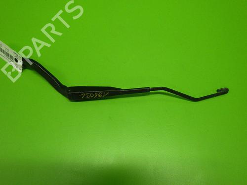 Used Front windshield wiper arm PEUGEOT 106 II (1A_, 1C_) 1.4 i (75 hp) 14705973
