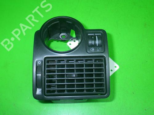 Grille d'aération VW GOLF IV (1J1) 1.4 16V (75 hp) 14715659