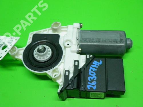 Portierruitmotor linksachter SEAT LEON (1M1) 1.6 16 V (105 hp) 6655388