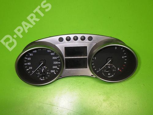 Used Instrument cluster MERCEDES-BENZ M-CLASS (W164) ML 320 CDI 4-matic (164.122) (224 hp) 6392760