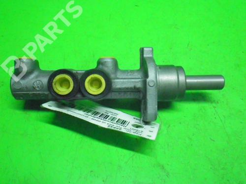 Used Brake master cylinder VW POLO (9N_, 9A_) 1.4 16V (80 hp) 6357377