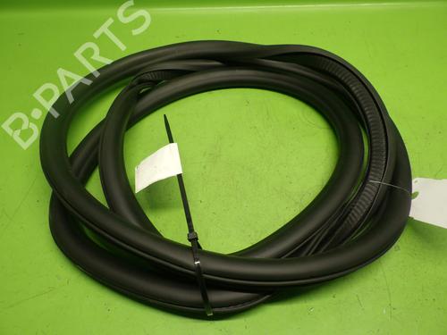 Used Rubber door seal OPEL INSIGNIA B Grand Sport (Z18) 1.5 (68) (140 hp) 28206821