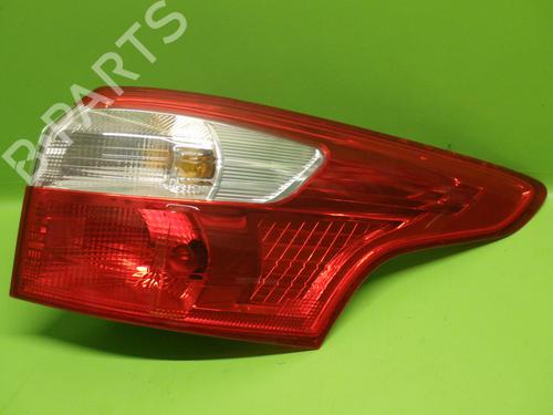 Używane Lampa tylna prawa FORD FOCUS III Turnier 1.0 EcoBoost (100 hp) 32820443