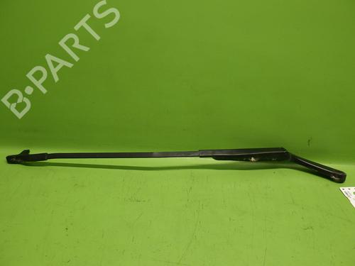 Used Front windshield wiper arm Front windshield wiper arm 37432149 37432149