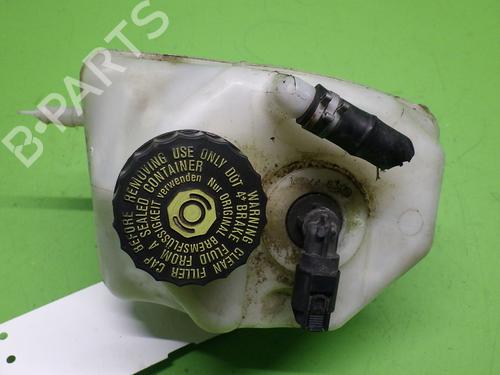 Used Brake fluid reservoir MERCEDES-BENZ E-CLASS (W211) E 220 CDI (211.006) (150 hp) 25706368