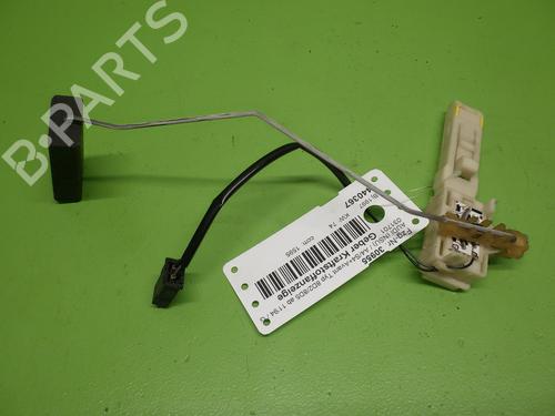 Used Fuel pump AUDI A4 B5 (8D2) 1.6 (100 hp) 32037438