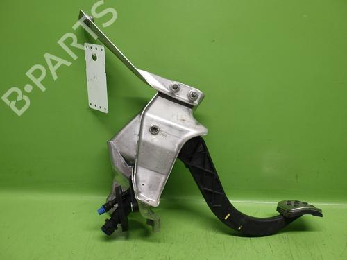Clutch pedal OPEL TIGRA TwinTop (X04) 1.4 (R97) | BP29622244I13 