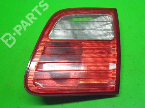 Used Right tailgate light MERCEDES-BENZ E-CLASS T-Model (S210) E 230 T (210.237) (150 hp) 6660850