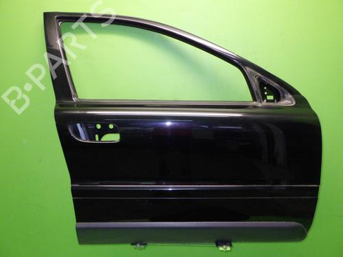 Used Right front door VOLVO V70 II (285) D5 AWD (163 hp) 18600762