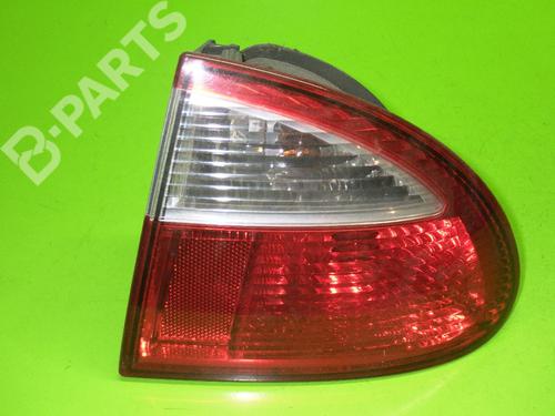 Højre baglygte SEAT LEON (1M1) 1.6 16 V (105 hp) 6605111
