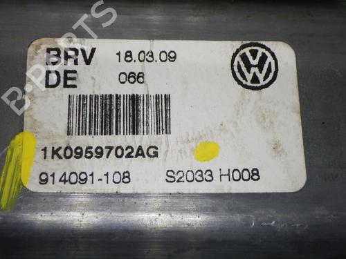 Right front window motor VW GOLF V (1K1) 1.4 16V | BP37511855E20 - Image 3