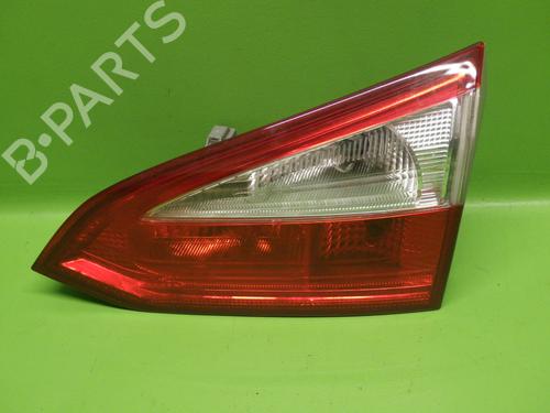Używane Lampa tylna klapy bagażnika prawa FORD FOCUS III Turnier 1.0 EcoBoost (100 hp) 32820441