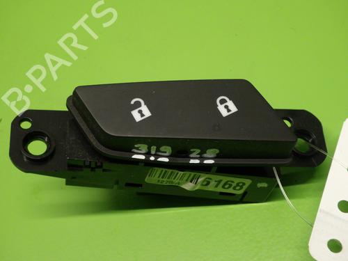 Used Comfort control module CHEVROLET CRUZE Hatchback (J305) 2.0 CDI (163 hp) 22863712