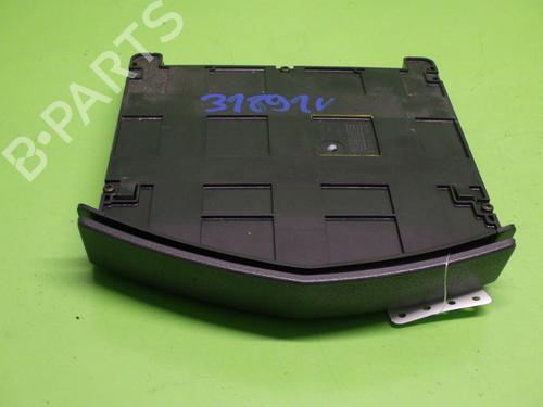 Used Cup/Object holder KIA CARENS II MPV (FJ) 2.0 CRDi (113 hp) 21600500