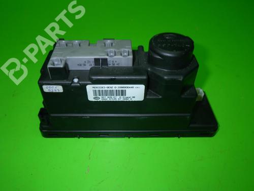 Used Vacuum pump MERCEDES-BENZ E-CLASS T-Model (S210) E 230 T (210.237) (150 hp) 6368555