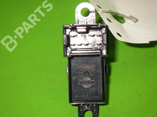 Right front window switch NISSAN PRIMERA Estate (WP12) 2.2 dCi | BP6384458I26 