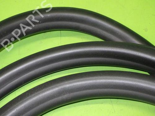 Rubber door seal OPEL INSIGNIA B Grand Sport (Z18) 2.0 CDTi (68) | BP27350842C142