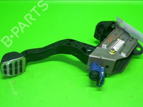 Used Clutch pedal VW POLO (9N_, 9A_) 1.4 16V (80 hp) 14717517