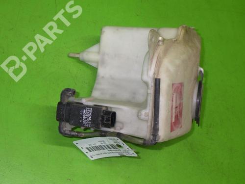 Windscreen washer tank TOYOTA COROLLA Liftback (_E10_) 1.3 XLI (EE101_, EE101R) | BP6390282C113