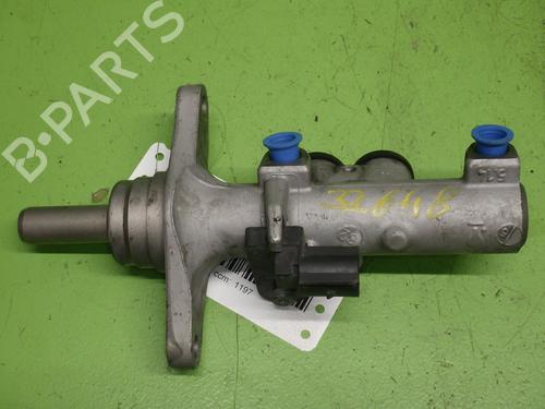 Used Brake master cylinder Brake master cylinder 37285376 37285376