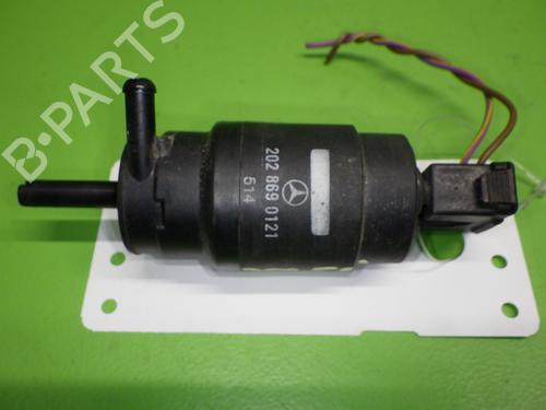 Used Washer pump MERCEDES-BENZ C-CLASS (W202) C 180 (202.018) (122 hp) 17653886