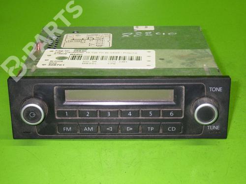 Used Radio VW TRANSPORTER T5 Platform/Chassis (7JD, 7JE, 7JL, 7JY, 7JZ, 7F 2.5 TDI (130 hp) 6383744