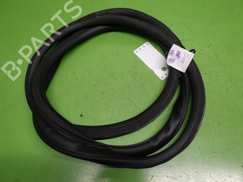Used Rubber door seal OPEL ASTRA K (B16) 1.2 Turbo (68) (131 hp) 27601599