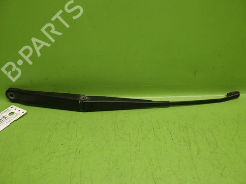 Used Front windshield wiper arm FIAT PUNTO (188_) 1.2 60 (188.030, .050, .130, .150, .230, .250) (60 hp) 29622310