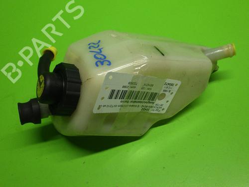 Used Expansion tank MERCEDES-BENZ E-CLASS T-Model (S210) E 240 T (210.261) (170 hp) 14733339