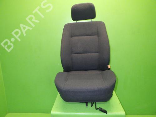 Used Right front seat AUDI 80 B3 Saloon (893, 894, 8A2) 1.8 S (90 hp) 31607671