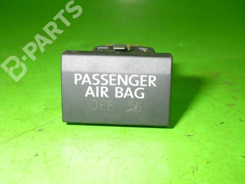 Used Switch VW POLO V (6R1, 6C1) 1.2 TSI (90 hp) 6366103