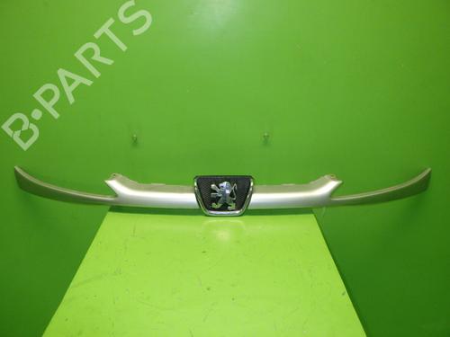 Grill PEUGEOT 206 CC (2D) 2.0 S16 (136 hp) 28176509