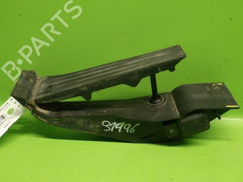Used Pedal BMW 1 (E81) 120 d (163 hp) 24323038