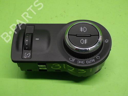 Used Headlight switch OPEL INSIGNIA A Sports Tourer (G09) 2.0 Turbo 4x4 (35) (220 hp) 21164484