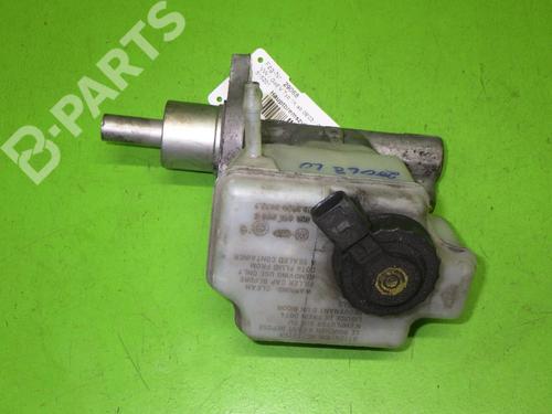 Used Brake master cylinder VW GOLF V (1K1) 1.4 16V (75 hp) 6383521