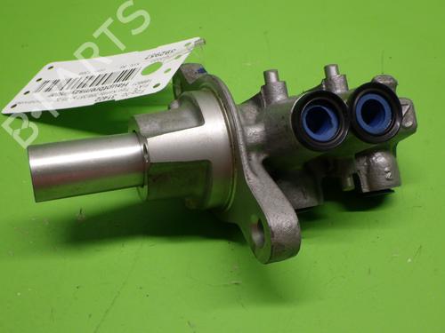Used Brake master cylinder FIAT TIPO Estate (356_, 357_) 1.4 (356WXF1B) (120 hp) 13922885