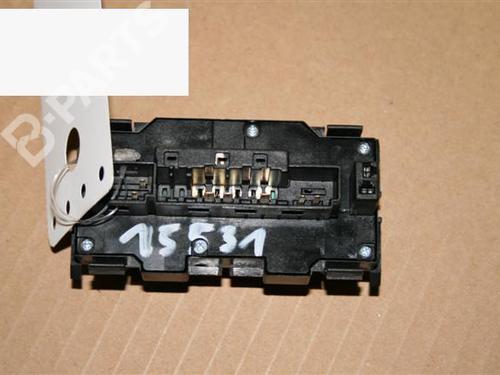 Used Warning switch MERCEDES-BENZ E-CLASS T-Model (S210) E 280 T 4-matic (210.281) (204 hp) 6406554